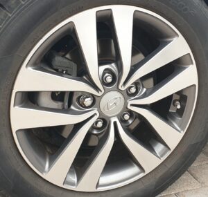 HYUNDAI i30 ANTHRACITE (24-00-261)