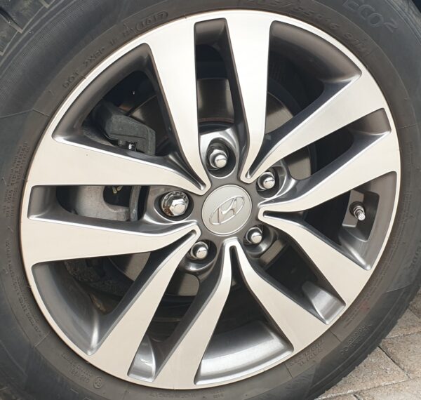 HYUNDAI i30 ANTHRACITE (24-00-261)