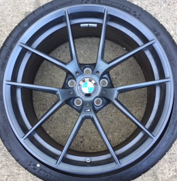 BMW MATT GREY M3 (24-00-189) - Image 2