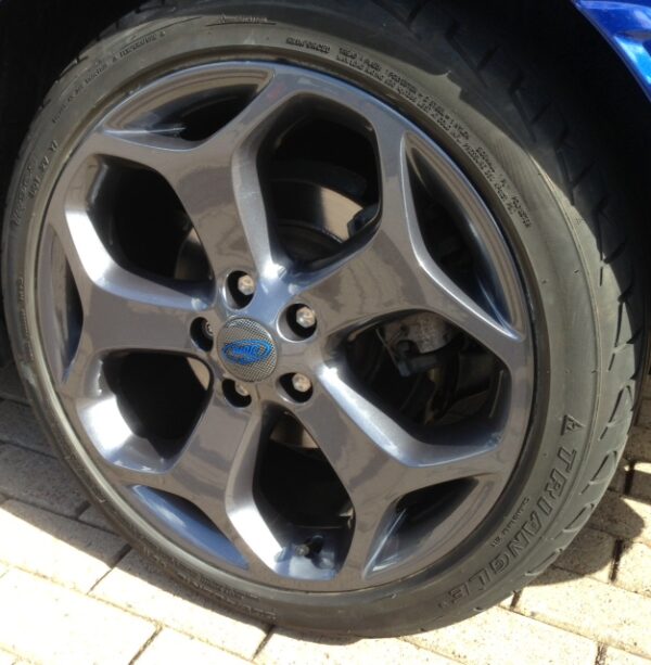 Ford Rado Grey (Chrome)