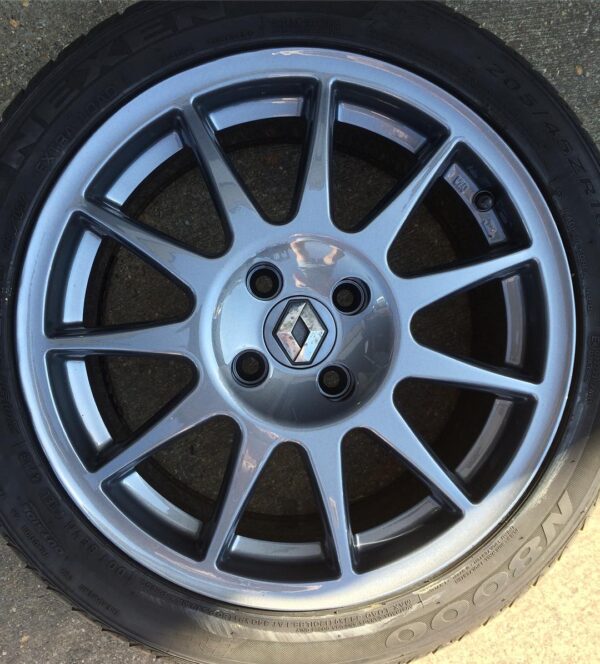 RENAULT CLIO TROPHY 24-00-130