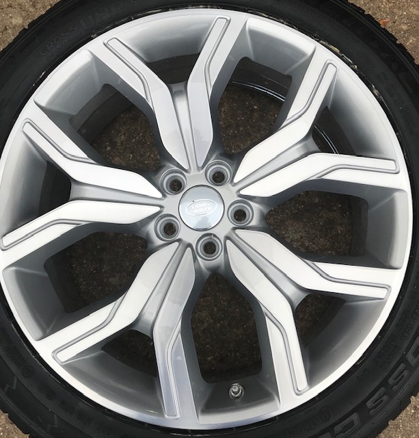 LANDROVER LIGHT SILVER (20-00-60)