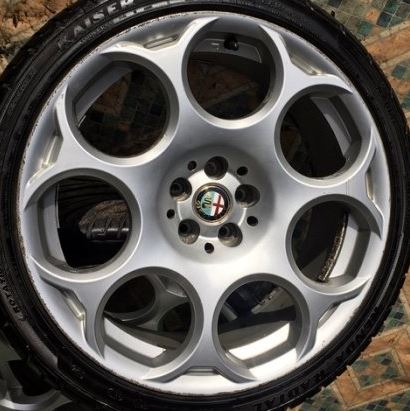 ALFA ROMEO BLACKLINE