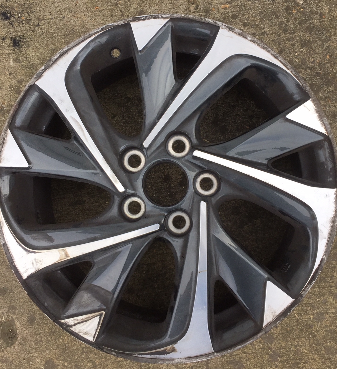 TOYOTA AURIS DARK GREY MET DC (24-00-162)