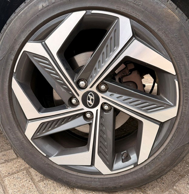 HYUNDAI TUCSUN HYBRID ANTHRACITE (24-00-334)